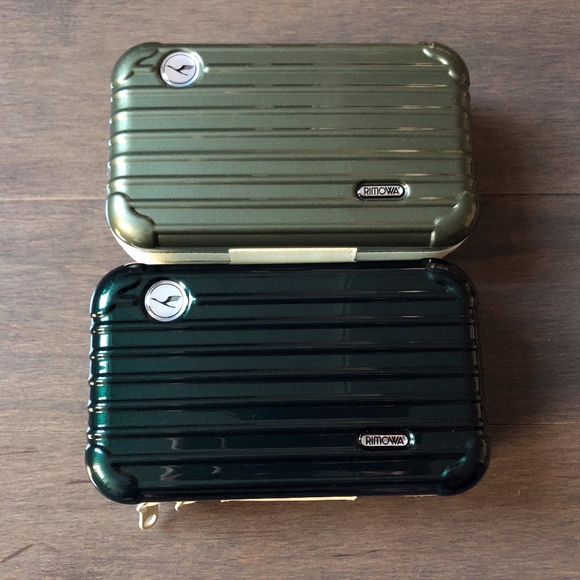 lufthansa first class rimowa amenity kit